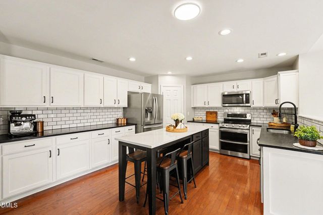 704 Stackhurst Way, Wake Forest, NC 27587