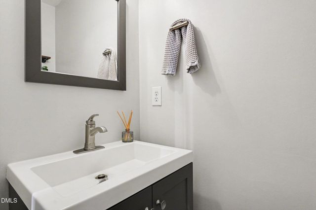 704 Stackhurst Way, Wake Forest, NC 27587