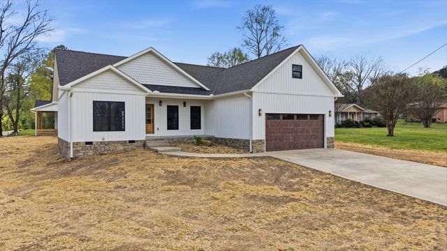 111 Poppy Avenue, Dayton, TN 37321