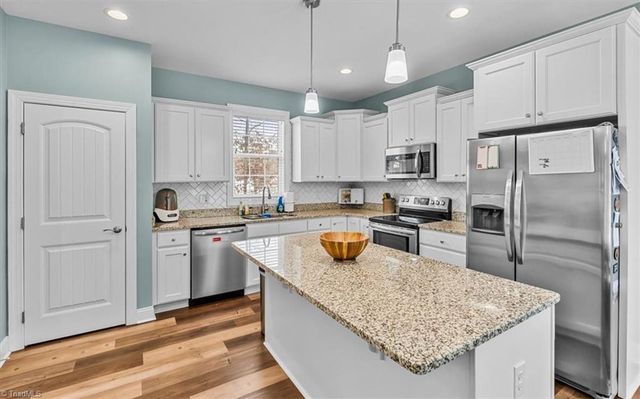 109 Willowbrook Drive, Thomasville, NC 27360