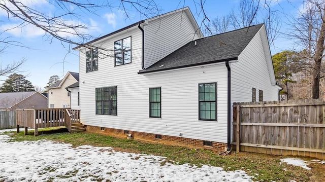 109 Willowbrook Drive, Thomasville, NC 27360