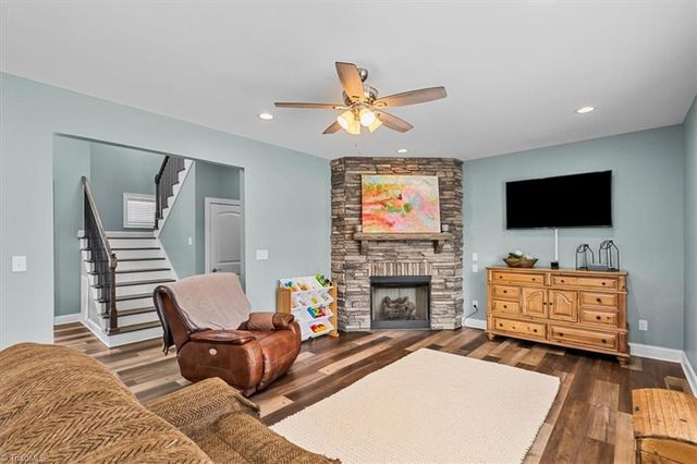 109 Willowbrook Drive, Thomasville, NC 27360
