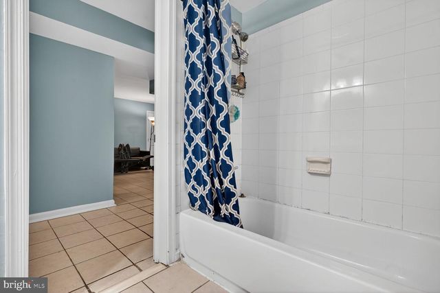 7021 E CHESAPEAKE ST, Hyattsville, MD 20785