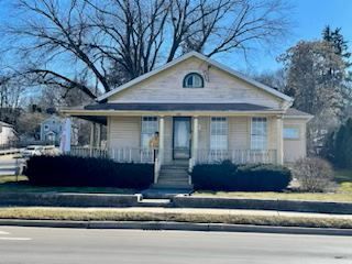 114 E Illinois Street E, Lemont, IL 60439