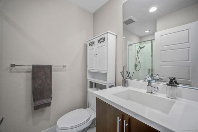 7890 Civita Blvd, San Diego, CA 92108