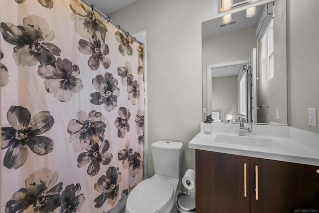 7890 Civita Blvd, San Diego, CA 92108