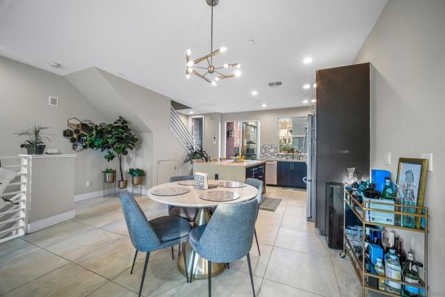 7890 Civita Blvd, San Diego, CA 92108