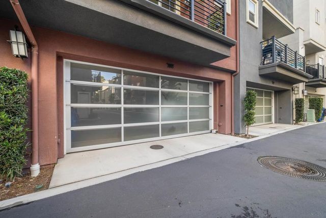 7890 Civita Blvd, San Diego, CA 92108