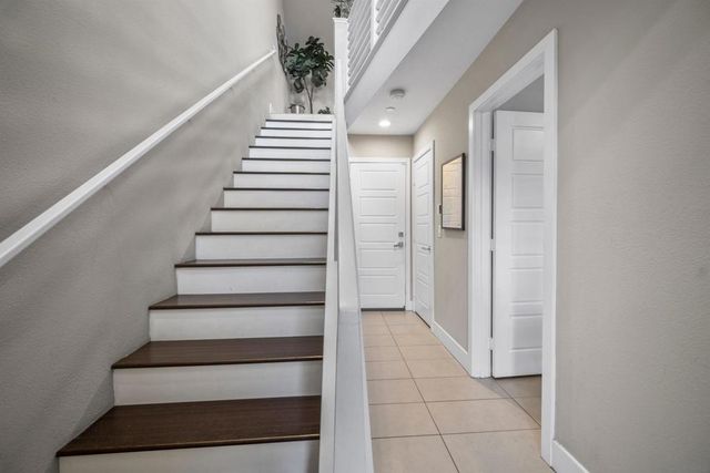 7890 Civita Blvd, San Diego, CA 92108