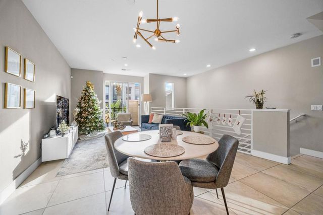 7890 Civita Blvd, San Diego, CA 92108