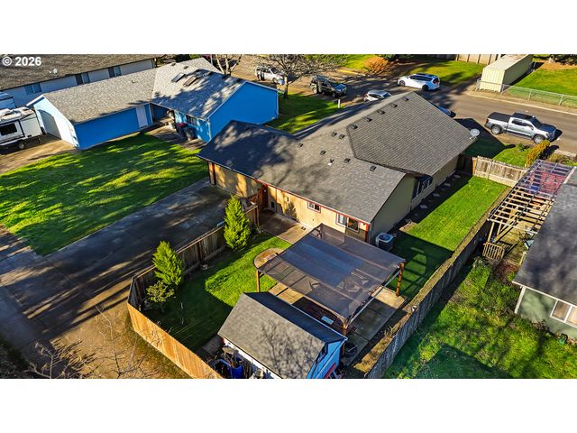 1320 Ne 19TH St, Mc Minnville, OR 97128