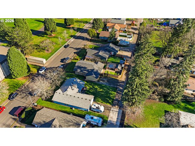 1320 Ne 19TH St, Mc Minnville, OR 97128