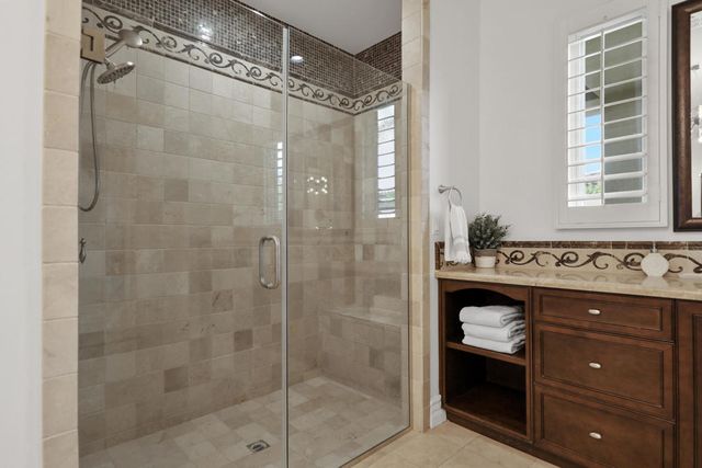 81089 Monarchos Circle, La Quinta, CA 92253