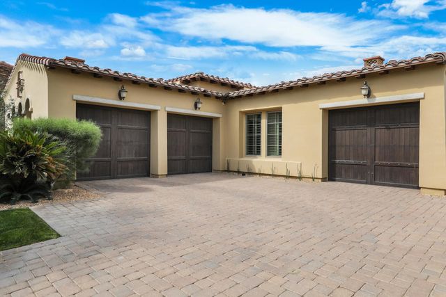 81089 Monarchos Circle, La Quinta, CA 92253