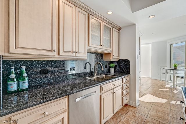 2857 Paradise Road 1501, Las Vegas, NV 89109