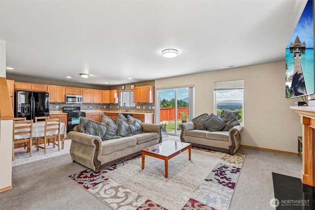 2107 119th Avenue SE, Lake Stevens, WA 98258