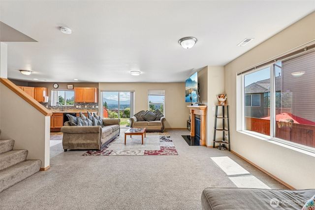 2107 119th Avenue SE, Lake Stevens, WA 98258