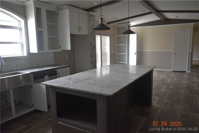 28 E Vine Street, Campbellsburg, IN 47108