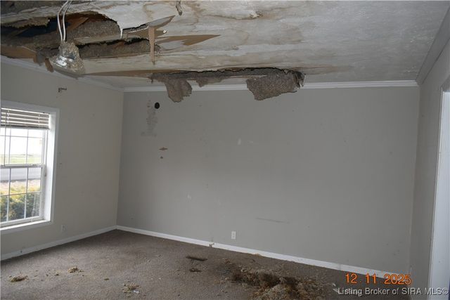 28 E Vine Street, Campbellsburg, IN 47108