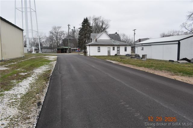 28 E Vine Street, Campbellsburg, IN 47108