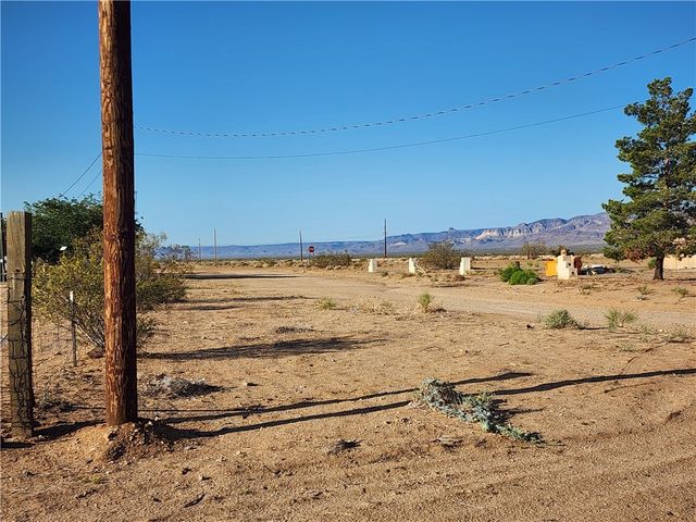 6115 & 6097 & 6073 Karas Way, Golden Valley, AZ 86413