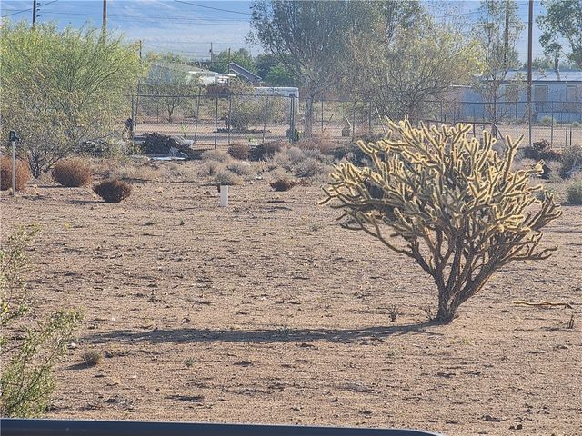 6115 & 6097 & 6073 Karas Way, Golden Valley, AZ 86413