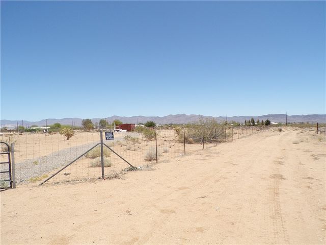 6115 & 6097 & 6073 Karas Way, Golden Valley, AZ 86413