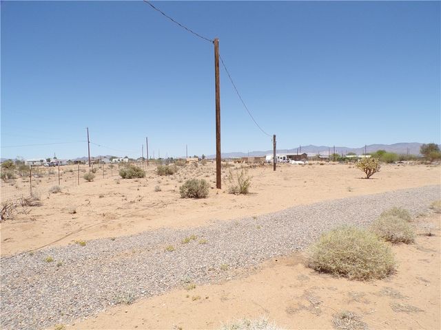 6115 & 6097 & 6073 Karas Way, Golden Valley, AZ 86413