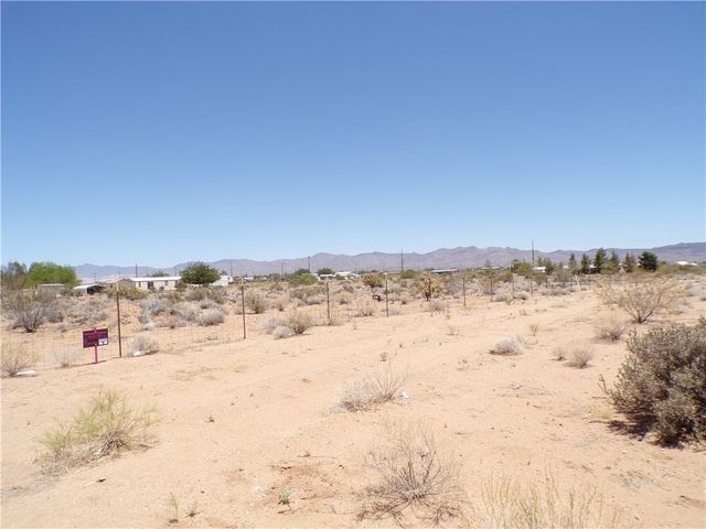 6115 & 6097 & 6073 Karas Way, Golden Valley, AZ 86413