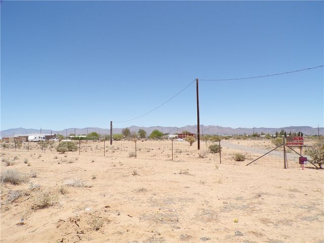 6115 & 6097 & 6073 Karas Way, Golden Valley, AZ 86413