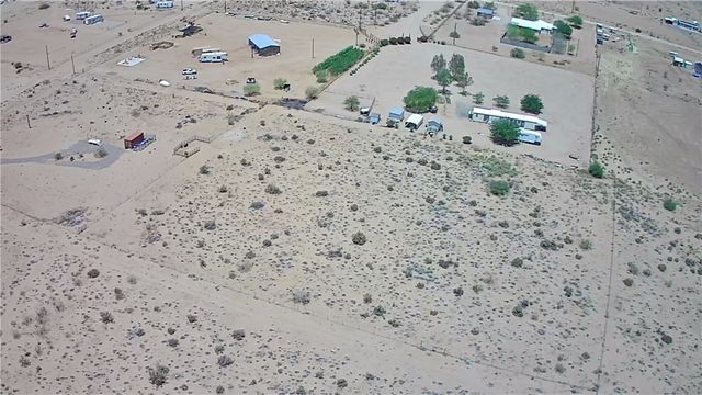 6115 & 6097 & 6073 Karas Way, Golden Valley, AZ 86413