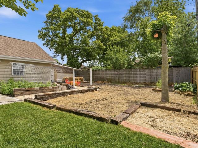 415 Adams STREET, Sheboygan Falls, WI 53085