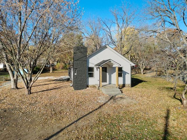311 N 20th Street, Leavenworth, KS 66048