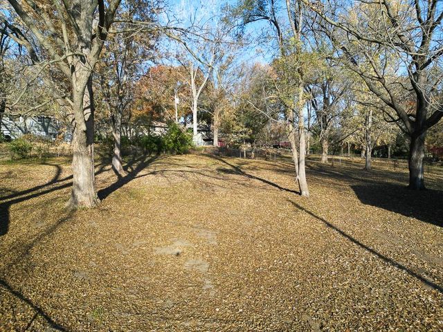 311 N 20th Street, Leavenworth, KS 66048