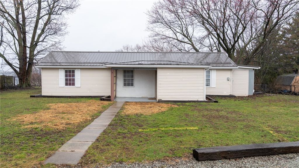 6539 S Route 819, East Huntingdon, PA 15666