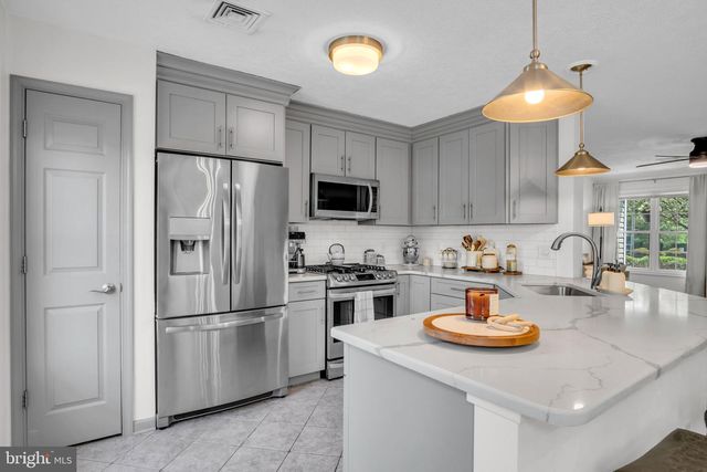 127 HERON WAY, Carlisle, PA 17013