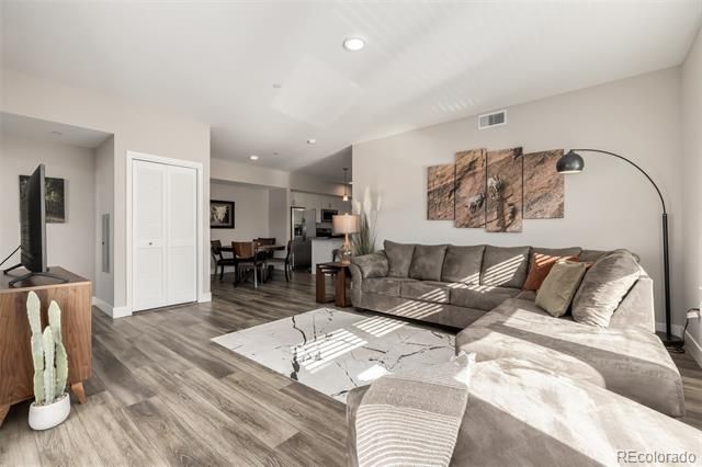 210 S Cherrywood Drive 204, Lafayette, CO 80026