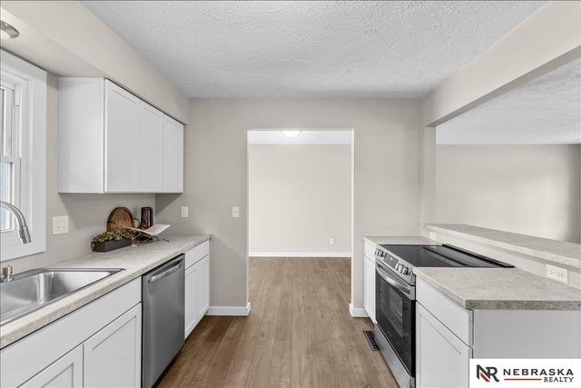 9616 Meredith Avenue, Omaha, NE 68134
