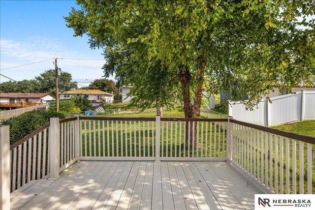 9616 Meredith Avenue, Omaha, NE 68134