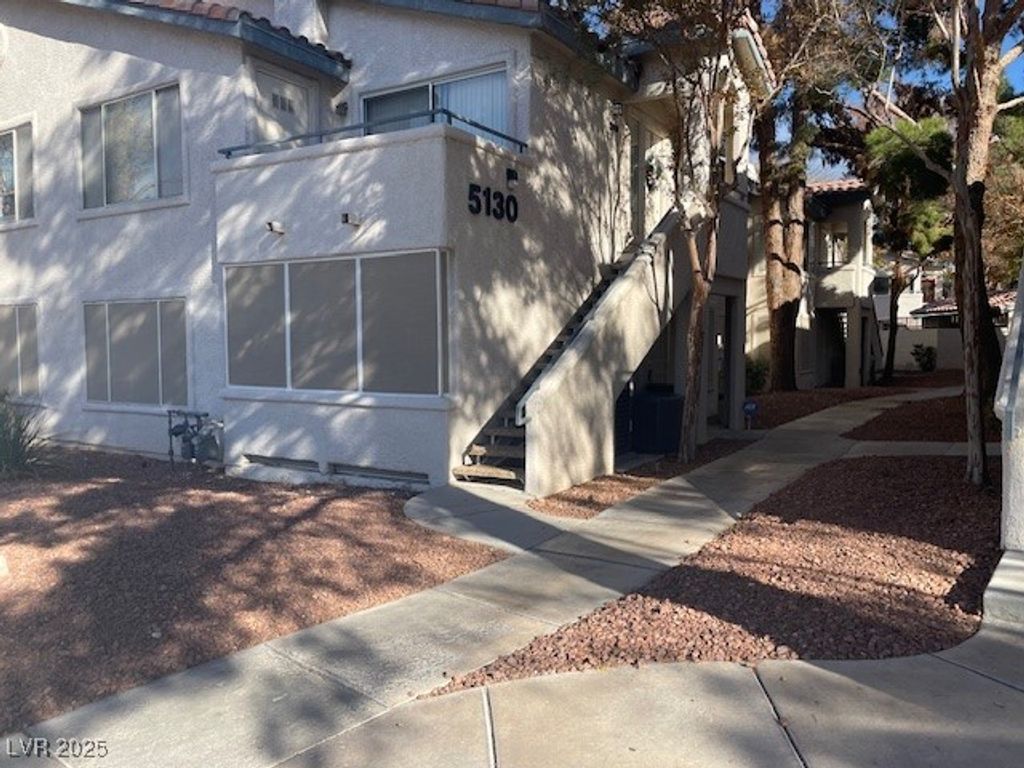 5130 Mandalay Springs Drive 103, Las Vegas, NV 89120