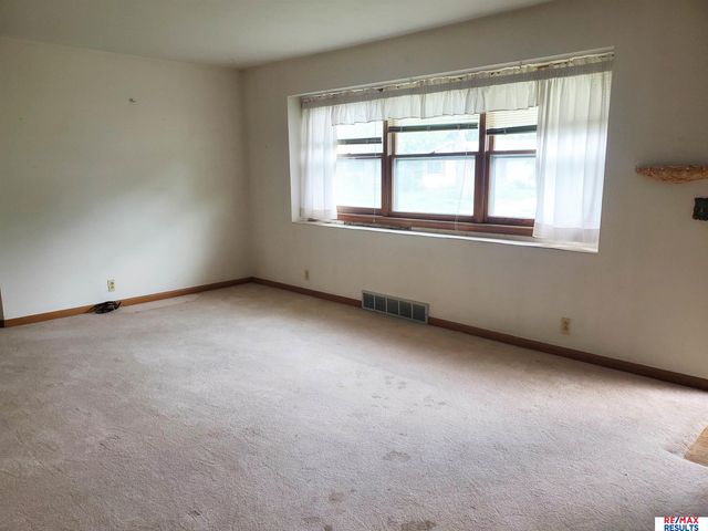 4918 N 63rd Street, Omaha, NE 68104