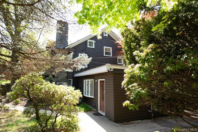 557 Martling Avenue, Tarrytown, NY 10591