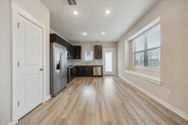 520 Fieldwood DR C, Buda, TX 78610