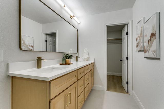 1105 Wood Heights Drive, Lewisville, TX 75067