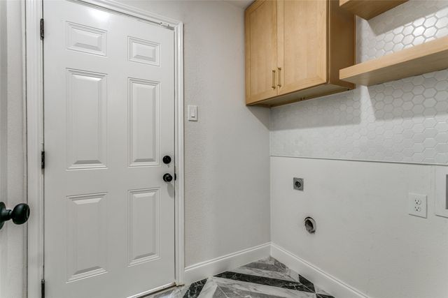 1105 Wood Heights Drive, Lewisville, TX 75067