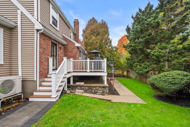 351 Appleton St, Arlington, MA 02476