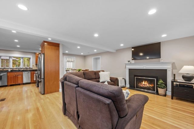 351 Appleton St, Arlington, MA 02476