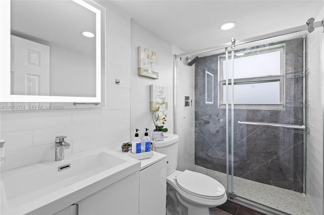 2661 S Course Drive 510, Pompano Beach, FL 33069
