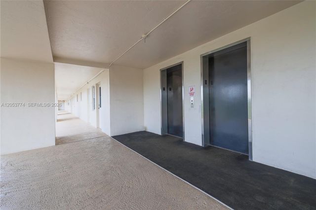 2661 S Course Drive 510, Pompano Beach, FL 33069