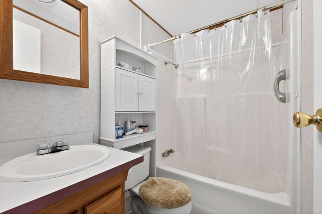 216 Blue Well Rd, Lebanon, TN 37090